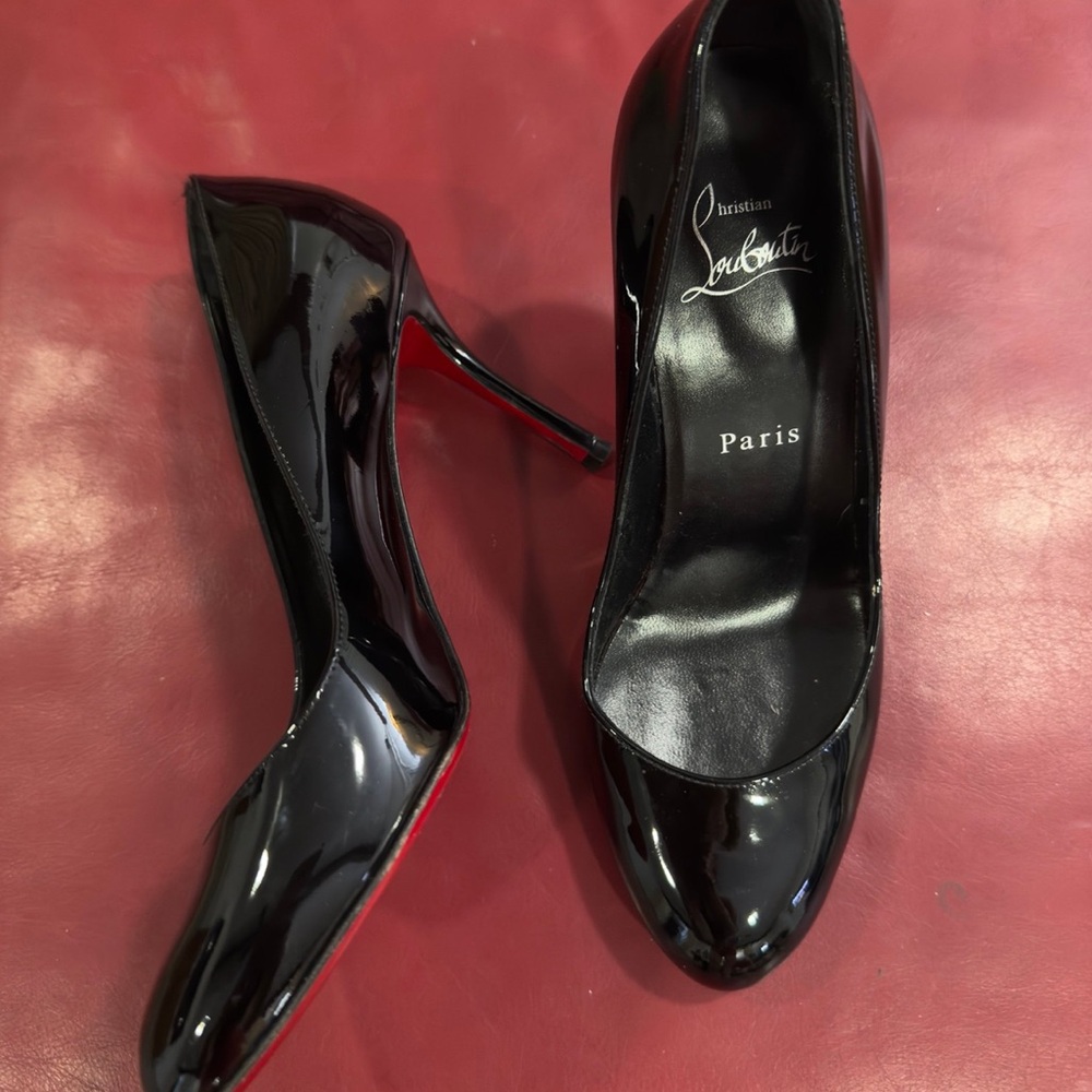 Christian Louboutin Simple Pumps